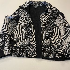 Beautiful jacket!! Hardly worn